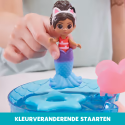 Gabby's Dollhouse , Purr-ific Pool Playset with Gabby and MerCat Figures, Color-Changing Mermaid Tails and Pool Accessories Kids Toys for Ages 3 and Up - Additional view 6