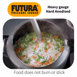 Hawkins F45 Pressure Cooker  4 Litre  Black