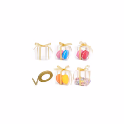 24 Pcs 7x7x7cm Clear Favour Boxes with Gold Gift Ribbon, Plastic Gift Boxes Mini Candy Cube Boxes, PVC Transparent Cube Boxes ...