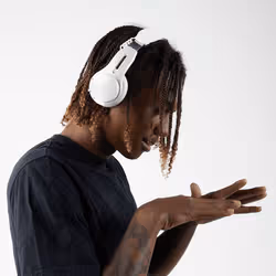Skullcandy Icon ANC Headset Wired & Wireless Head-band Calls/Music USB Type-C Bluetooth White - Additional view 4