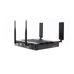 ZPE Nodegrid Gate SR , 8x RJ45 Serial rolled, 11x ETH, (5 GbE, 4x PoE+, 2 SFP+), 4-Core Intel 64bit CPU, 8GB DDR4, 32GB SLC, 4G LTE (CAT12), Wi-Fi 5 (866Mbps 2x2 dual stream 802.11ac), Disk2: 128GB
