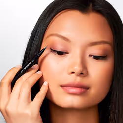 Superhero Liner eyeliner pen #black - Additional view 4