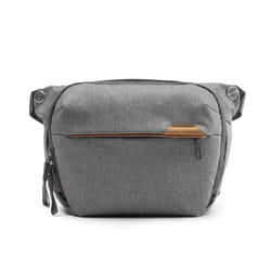 Peak Design Everyday Sling case Grey