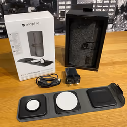 Apple Mophie 3-in-1 Wireless Travel Charger iPhone Watch Magsafe Qi