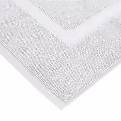 Amazon Basics Banded Bathroom Bath Rug Mat  Soft Silver  31 inches L x 20 inches W