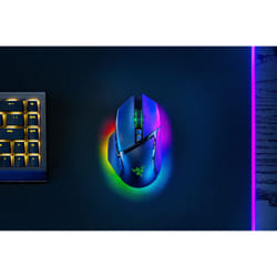 Razer BASILISK V3 PRO mouse Gaming Right-hand RF Wireless + Bluetooth + USB Type-C Optical 30000 DPI