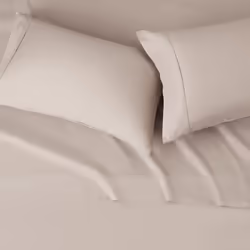 Amazon Basics Lightweight Super Soft Easy Care Breathable Wrinkle Free Microfiber Comfortable 4-Piece Bed Sheet Set with 14-Inch Deep Pockets  Queen