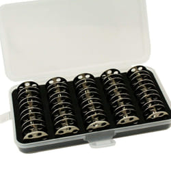 Cutex Pack of 25 Juki LU1508N  LU1560N  LU563 Metal Bobbins with Storage Case