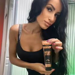 Onyx Mega Bronzer White Tanning Cream Anti-Orange Technology