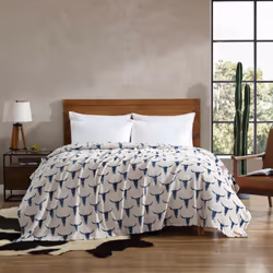 Wrangler - Blanket  Ultra Soft Plush Fleece Bedding  Yellowstone Inspired  Luxuriously Soft Bedding for Bed or Couch (Steer Head Blue  Full/Queen)