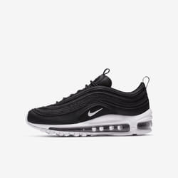 Nike 921522-001 athletic shoes