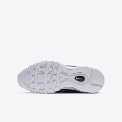 Nike 921522-001 athletic shoes
