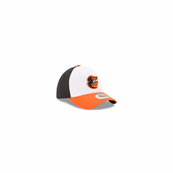 New Era MLB Team Classic 39Thirty Stretch Fit Cap  Black/White  Small/Medium