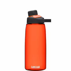 camelBak chute Mag BPA Free Water Bottle with Tritan Renew - Magnetic cap Stows While Drinking, 32oz, Fiery Red