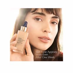 Estée Lauder Futurist SkinTint Serum Foundation 1N2 Ecru - Additional view 6