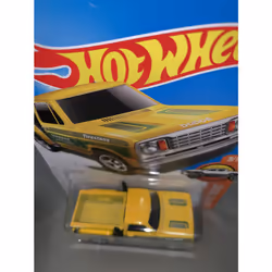 Hot Wheels  2017 HW Hot Trucks  1978 Dodge Li'l Red Express Truck [Yellow] 11/365