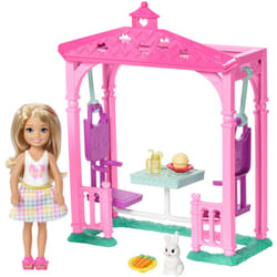 Barbie Club Chelsea Doll and Pet Picnic