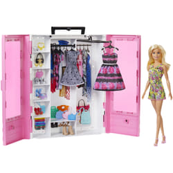 Barbie Fashionistas Ultimate Closet Doll And Accessory