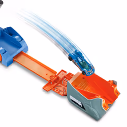 Hot Wheels City Stunt and Go Transporter Truck - Additional view 5