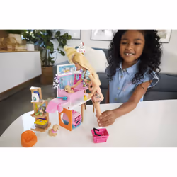 Barbie Doll and Playset - Additional view 4