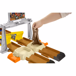 Fisher-Price Nickelodeon Blaze and the Monster Machines Mud Pit Race Track