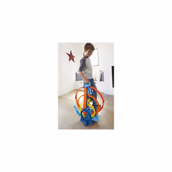 Hot Wheels Track Builder Unlimited Triple Loop Kit Collapsible 3-Loop Gift Set for Kids 6 to 12 Years Old & One 1:64 Scale Hot Wheels Vehicle with