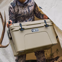 YETI Tundra Hardcooler, Agave Teal, 45