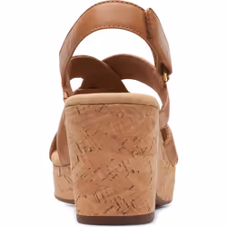 Clarks Giselle Beach Wedge Sandal  Tan Leather  9 Medium