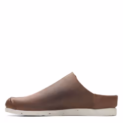Clarks ShacreLite Sun Clog  Beeswax  10 Medium