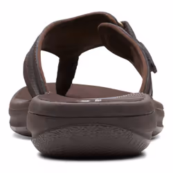 Clarks Women's Breeze Sea Flip-Flop  Brown Synthetic/Brown Sole  9