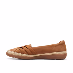 Clarks Women's Elaina Petal Loafer  Tan Suede  6