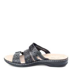 Clarks Women's Leisa Cacti Slide Sandal  Black Leather  11 M US