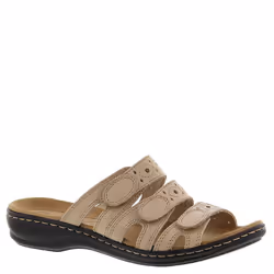 Clarks Women's Leisa Cacti Slide Sandal  Nude Leather  7 M US