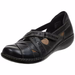 clarks Womens Ashland Spin Q Slip-On Loafer Black 6 2W US