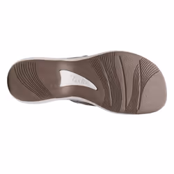 Clarks Women's Breeze Sea Flip-Flop  Pewter Synthetic  8