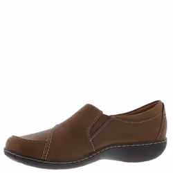 Clarks Women's Ashland Lane Q Loafer  dark tan leather 7.5