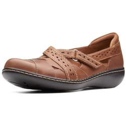 Clarks Womens Ashland Spin Q Mary Jane Flat  Dark tan Leather 8 Wide