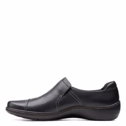 Clarks womens Cora Poppy Loafer  Black Tumbled  8 US