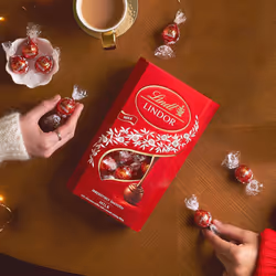 Lindt Lindor Milk Chocolate Truffles Carton 337G - Pack Of 4