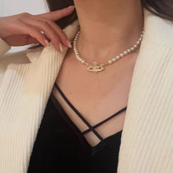 Vivienne Westwood Necklace Mini Bas Relief Pearl - Gold