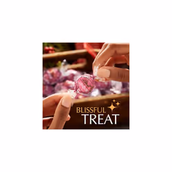 Lindt Lindor Strawberries & Cream 200g (Pack of 2)