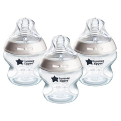 Tommee Tippee Natural Start Anti-Colic Baby Bottle, 150 ml, 0+ months, Slow Flow for a Natural Latch, Anti-Colic Valve, Self-Sterilising, Pack of 3