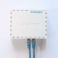 Mikrotik RB750GR3 wired router Gigabit Ethernet Turquoise, White - Additional view 4