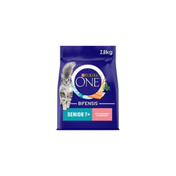 Purina ONE 7+ Dry Cat Food Rich in Salmon 2.8kg, Pack of 4