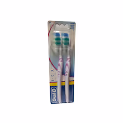 Oral-B Classic Care Twin Toothbrushes- Medium