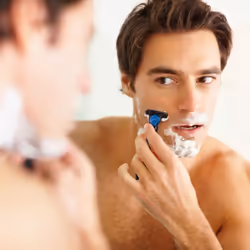 Hybrid 3 Flex Refillable Men's Razor, 90% Recycled Plastic Handle and 10 Triple-Blade Refills with Lubricating Strip - Bundle of 1+10