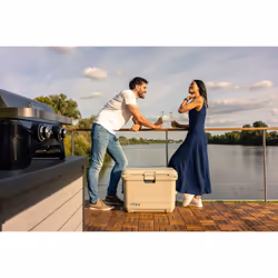 Coleman Pro 55QT Wheeled Cooler Box - Additional view 6