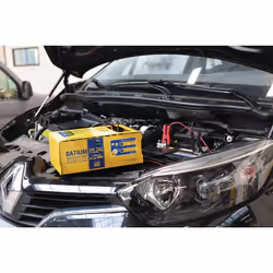 GYS 024526 Battery Charger with jump starter, portable 15, 7, 10 12, 6, 24 - Additional view 9