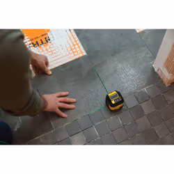 Stanley Cross 90 Cross Line Green Beam Laser Level - Additional view 7