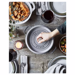 Staub Cocotte 3.8 L Round Cast iron Casserole baking dish - Additional view 4